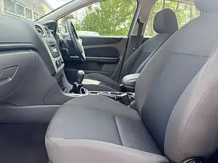 Used 2007 Ford Focus Zetec Climate Silver - Interior and Exterior details 11