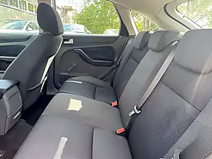 Used 2007 Ford Focus Zetec Climate Silver - Interior and Exterior details 14