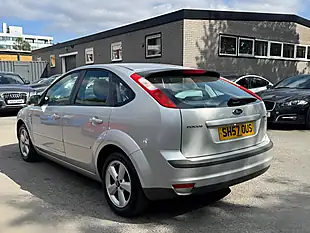 Used 2007 Ford Focus Zetec Climate Silver - Interior and Exterior details 4