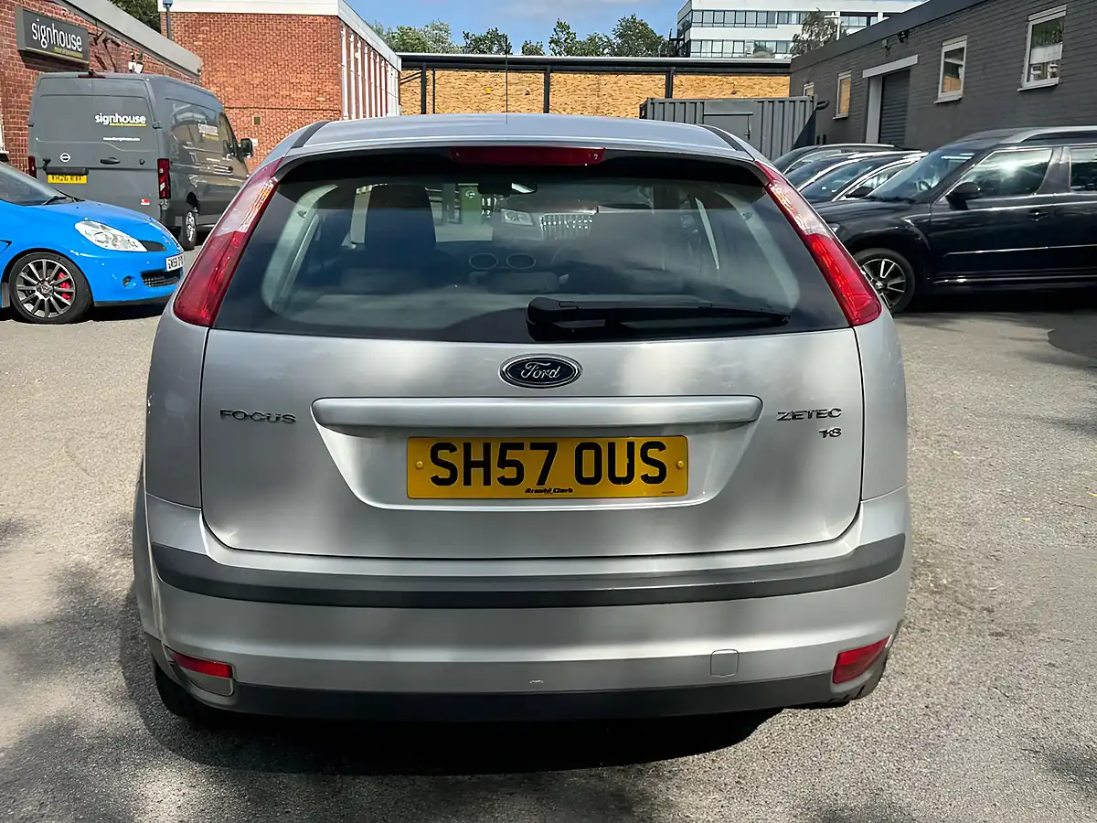 Used 2007 Ford Focus Zetec Climate Silver - Interior and Exterior details 8