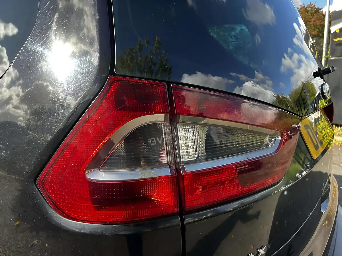 Used 2007 Ford Galaxy Ghia Black - Interior and Exterior details 20