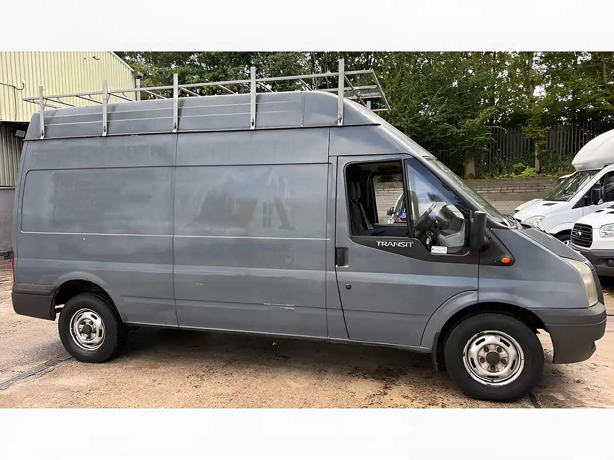 Used 2007 Ford Transit 350 L3 H3 White - Interior and Exterior details 13