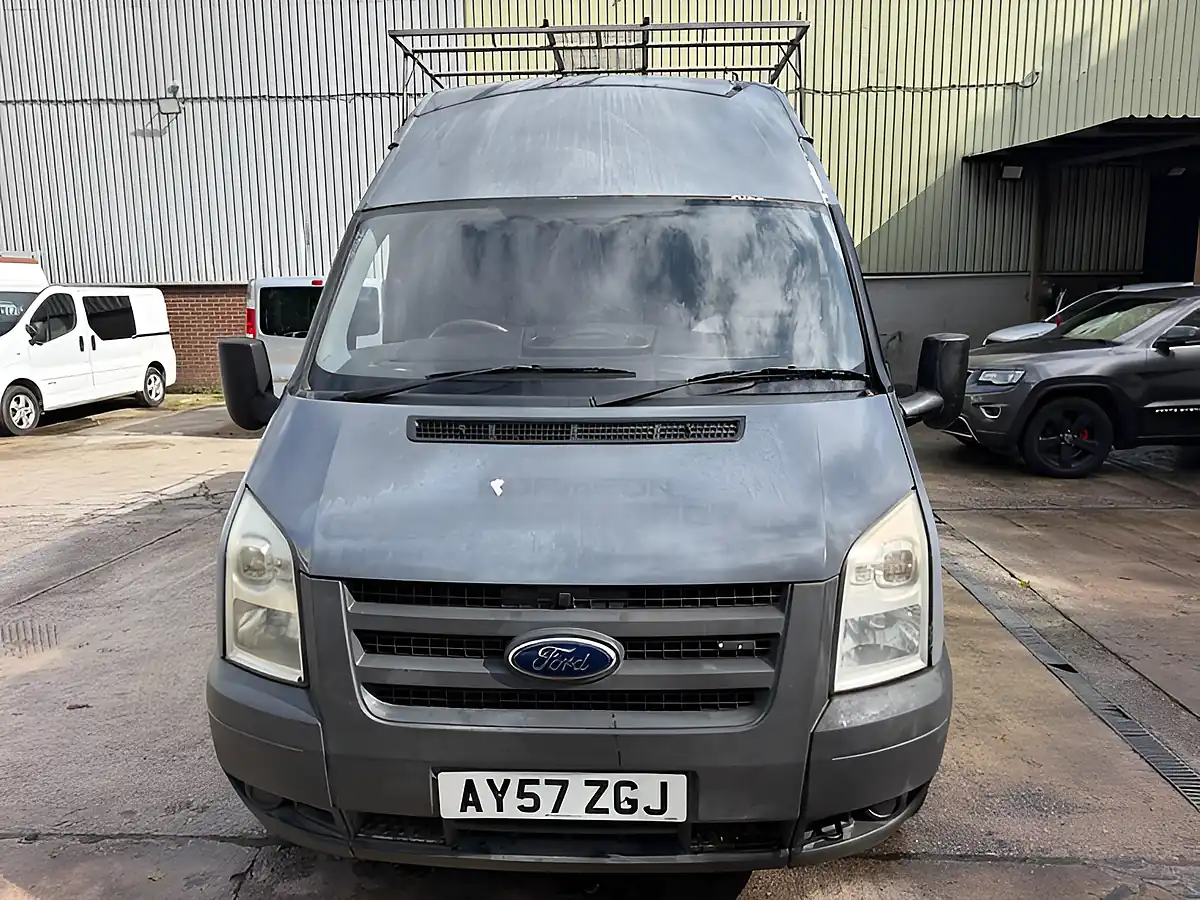 Used 2007 Ford Transit 350 L3 H3 White - Interior and Exterior details 3