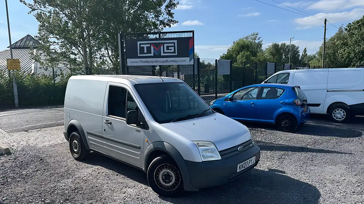 Used 2007 Ford Transit Connect T200 L1 H1 Silver - Front View