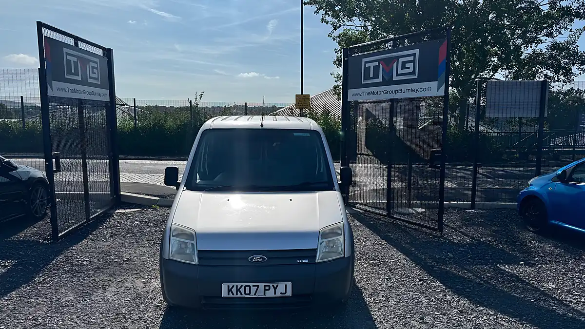 Used 2007 Ford Transit Connect T200 L1 H1 Silver - Interior and Exterior details 5