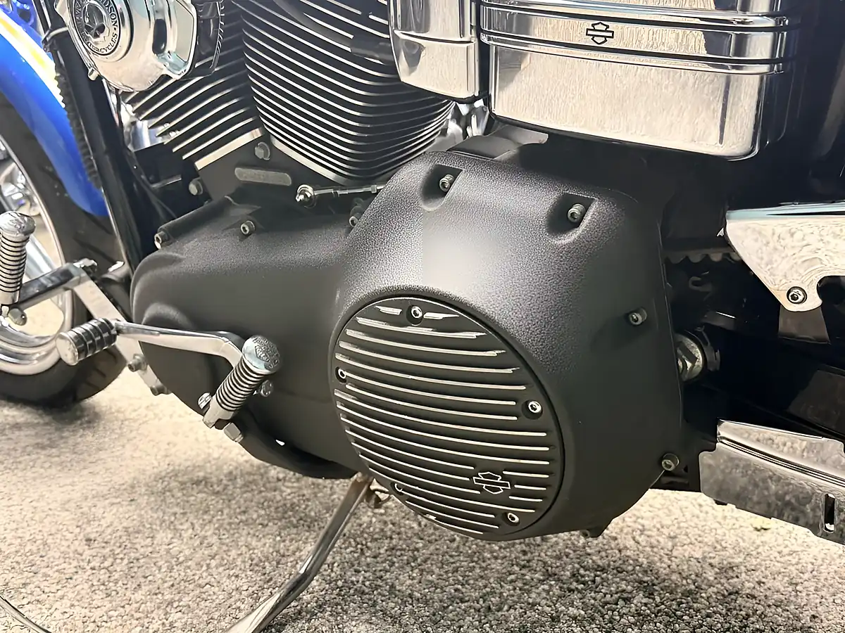 Used 2007 Harley-Davidson Dyna Fxdb Street Bob Blue - Interior and Exterior details 16