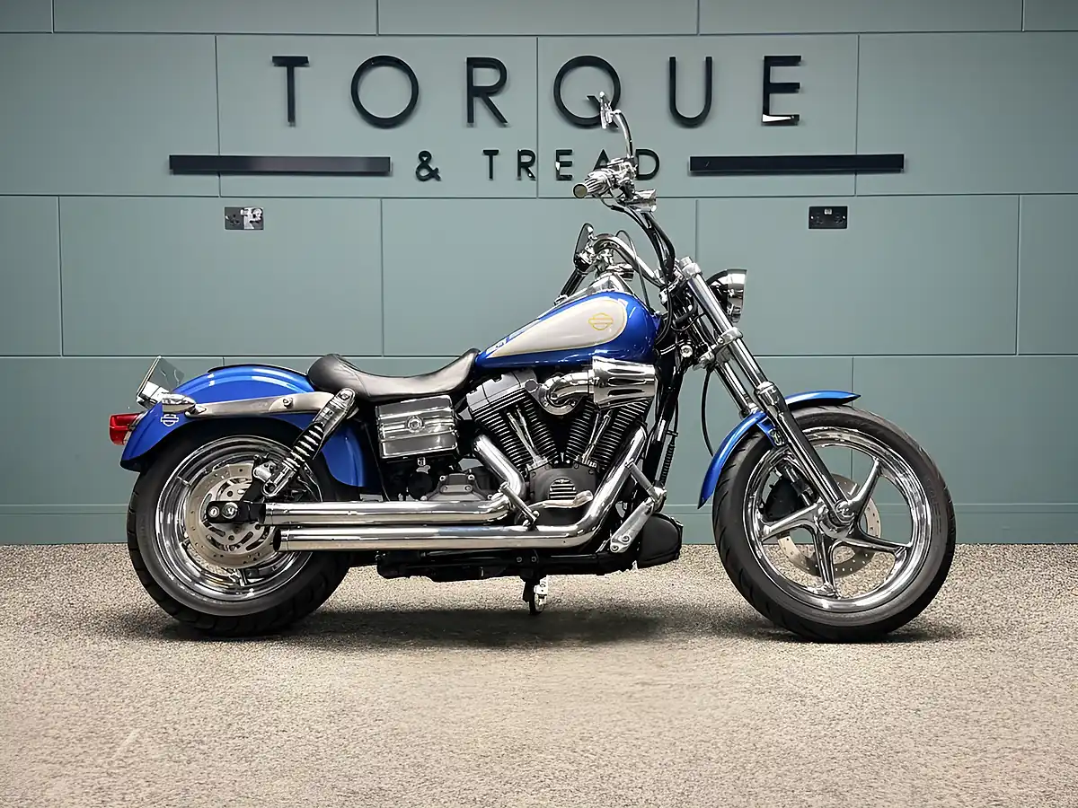 Used 2007 Harley-Davidson Dyna Fxdb Street Bob Blue - Interior and Exterior details 2