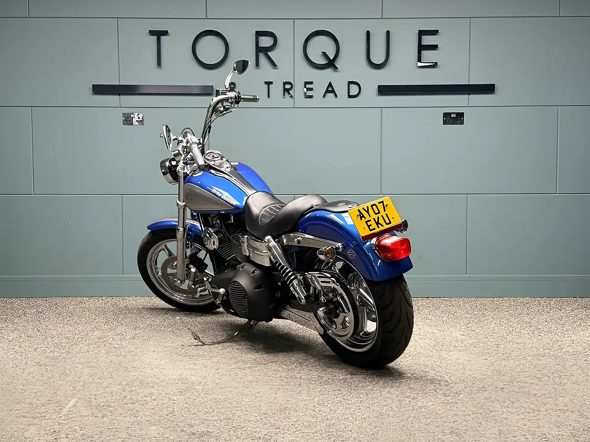 Used 2007 Harley-Davidson Dyna Fxdb Street Bob Blue - Interior and Exterior details 6
