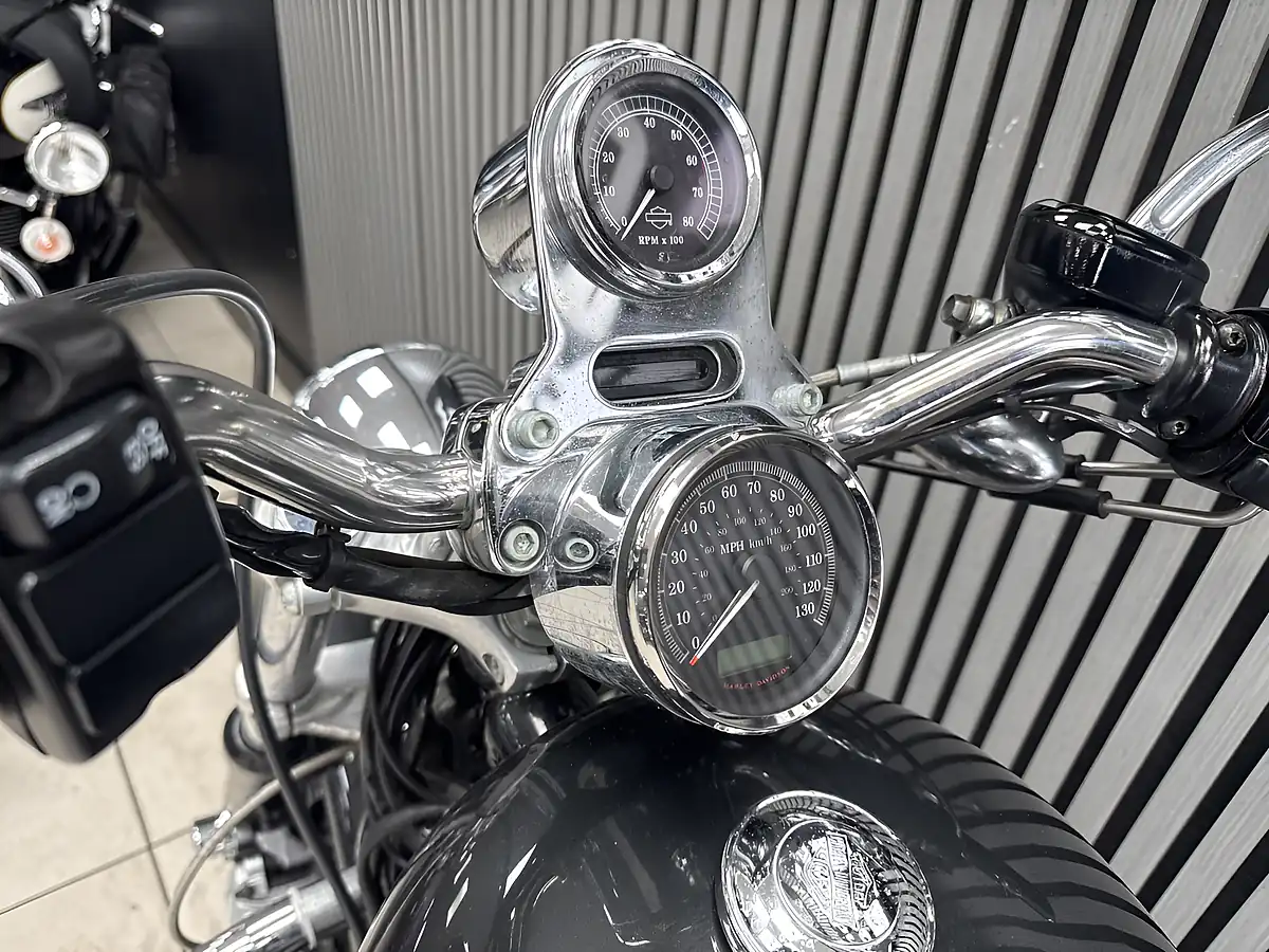 Used 2007 Harley-Davidson Sportster XL883C Black - Interior and Exterior details 12