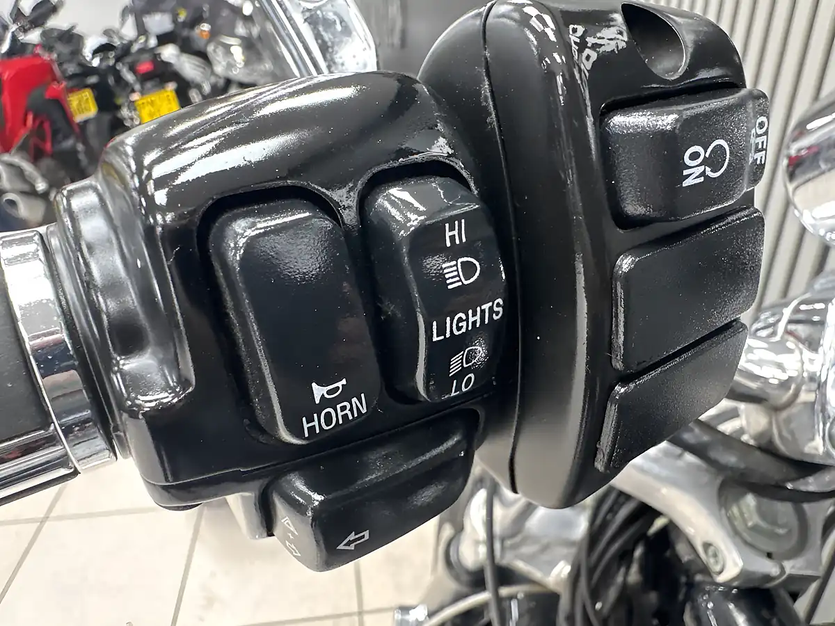 Used 2007 Harley-Davidson Sportster XL883C Black - Interior and Exterior details 13