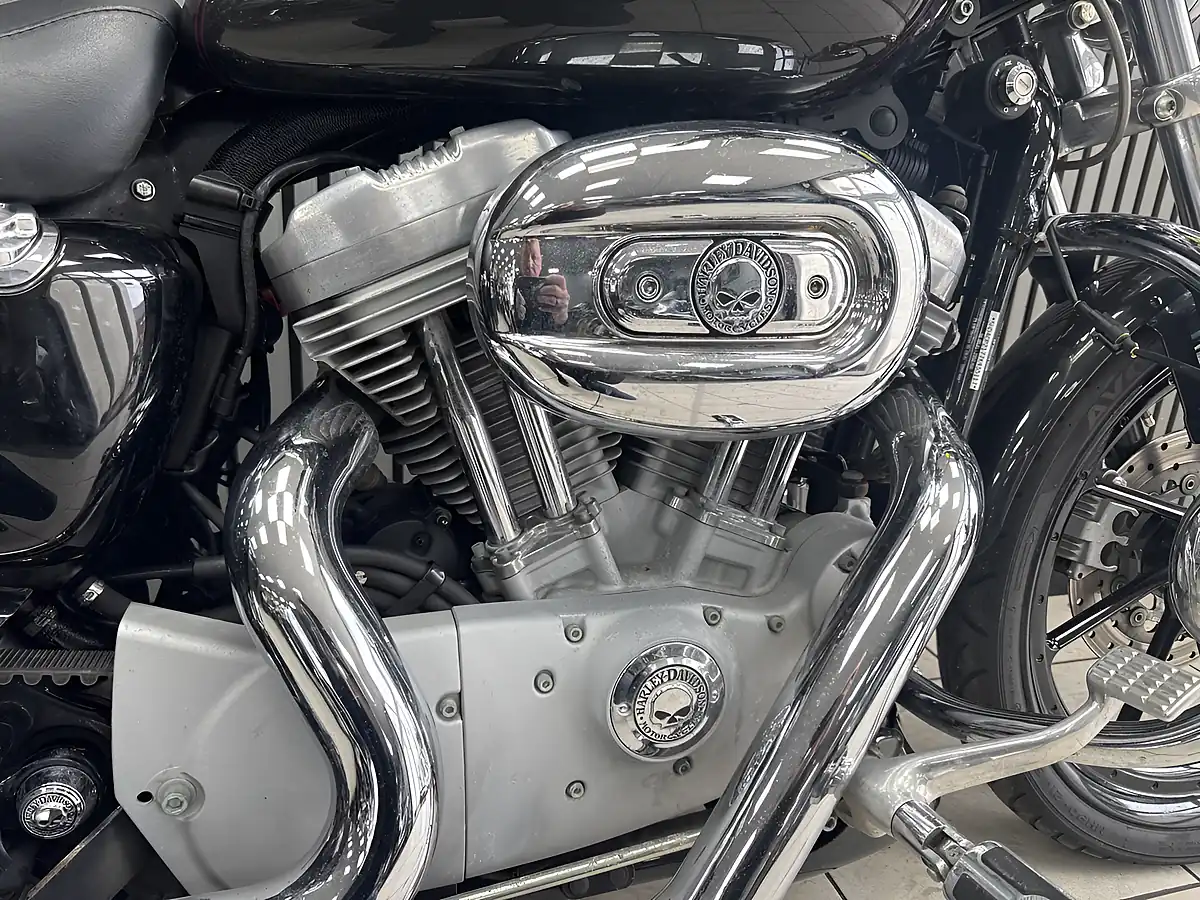 Used 2007 Harley-Davidson Sportster XL883C Black - Interior and Exterior details 18