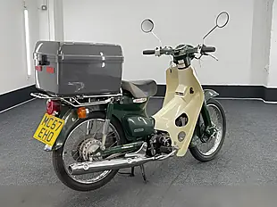 Used 2007 Honda C50 Super Cub Green - Interior and Exterior details 4