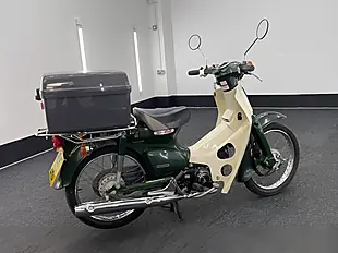 Used 2007 Honda C50 Super Cub Green - Interior and Exterior details 8