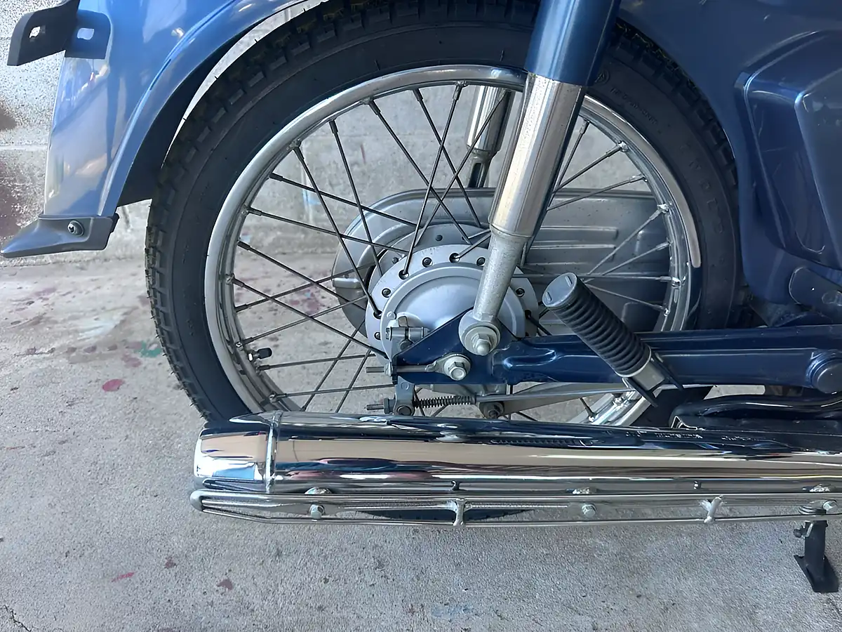Used 2007 Honda C90 Custom Blue - Interior and Exterior details 11