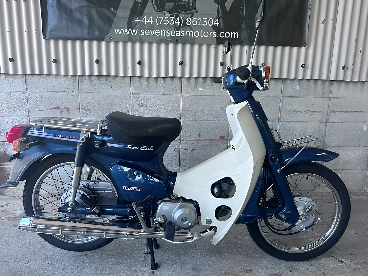 Used 2007 Honda C90 Custom Blue - Interior and Exterior details 2