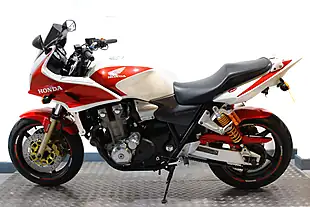 Used 2007 Honda CB1300 S White - Interior and Exterior details 9