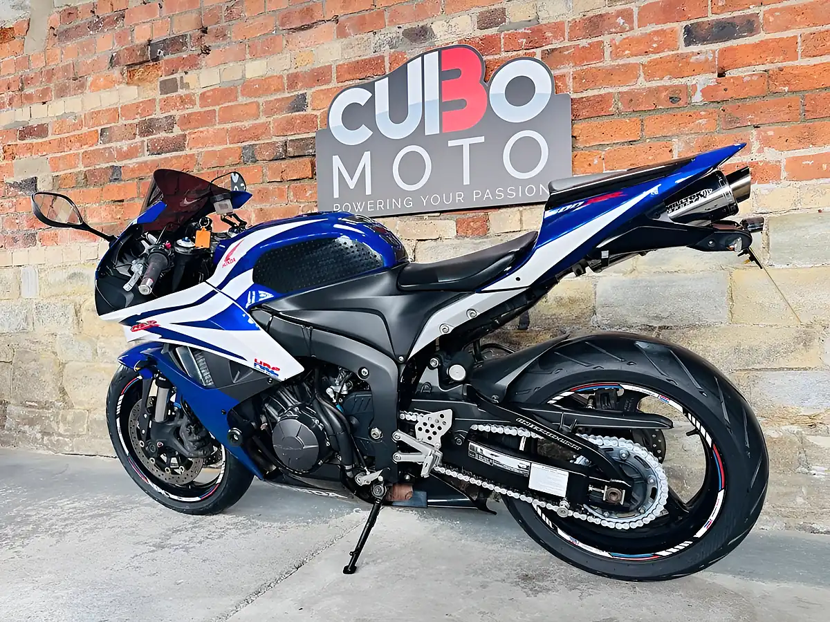 Used 2007 Honda CBR600RR Rr Blue - Interior and Exterior details 13