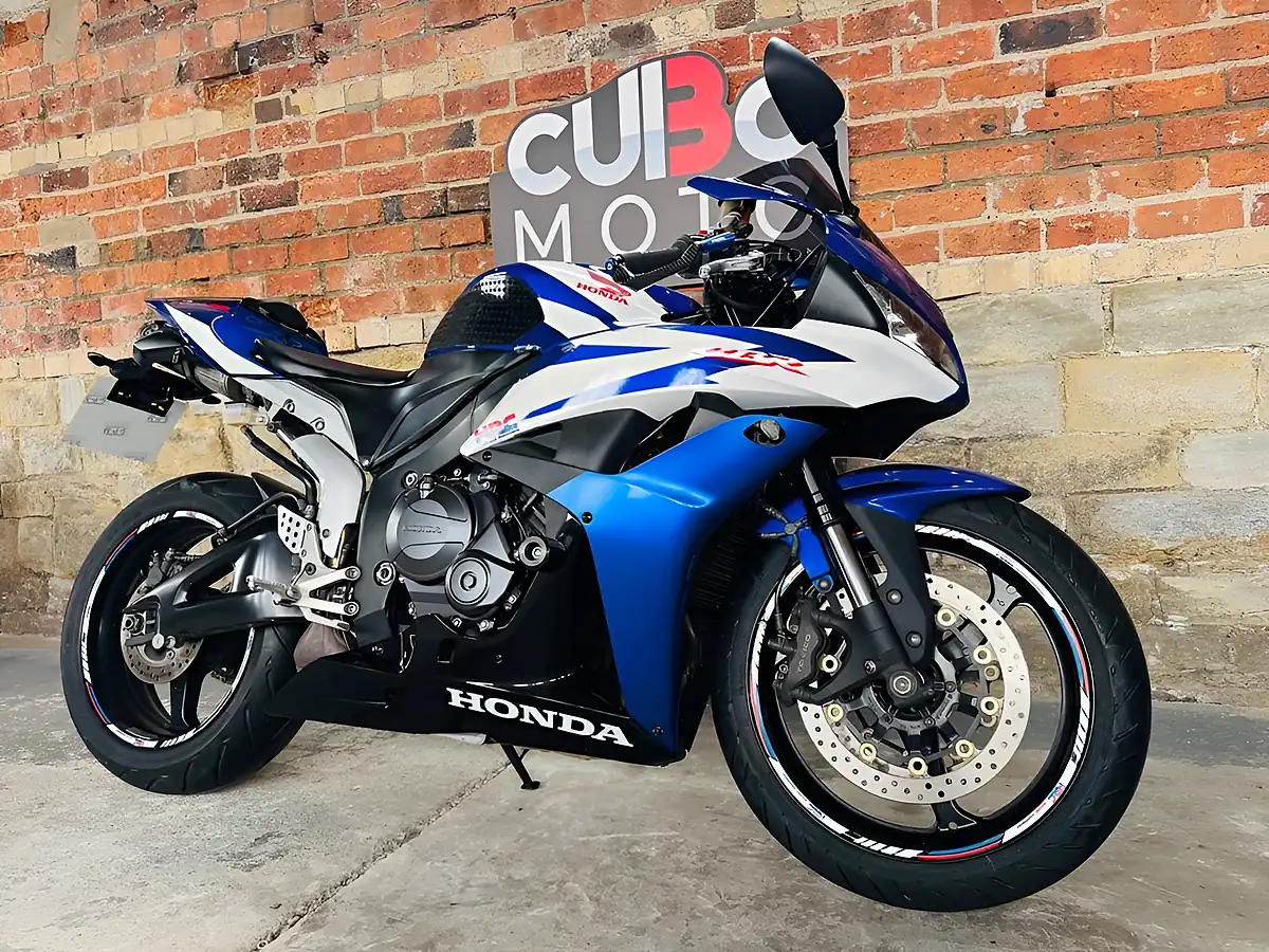 Used 2007 Honda CBR600RR Rr Blue - Interior and Exterior details 3