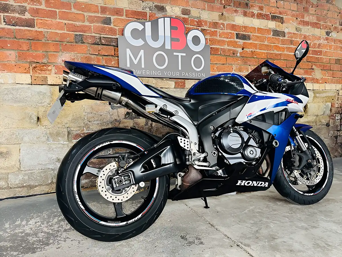 Used 2007 Honda CBR600RR Rr Blue - Interior and Exterior details 4