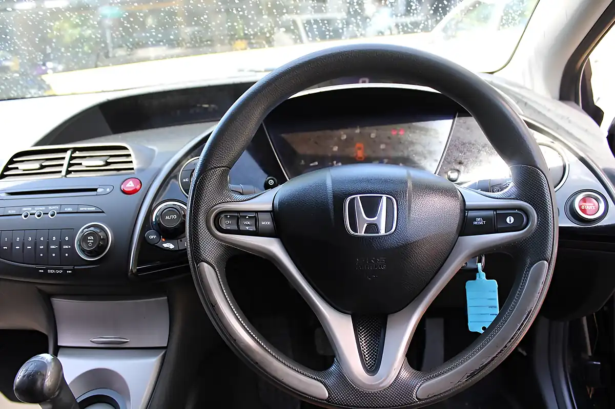 Used 2007 Honda Civic Se Black - Interior and Exterior details 12