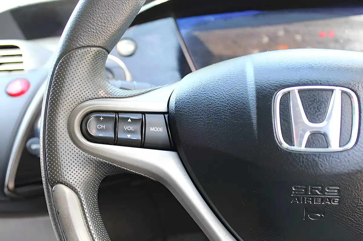 Used 2007 Honda Civic Se Black - Interior and Exterior details 15