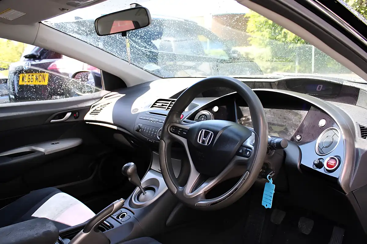 Used 2007 Honda Civic Se Black - Interior and Exterior details 9
