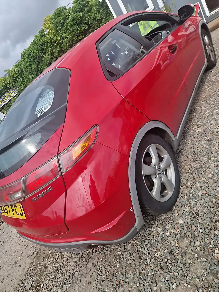 Used 2007 Honda Civic Se Red - Interior and Exterior details 8