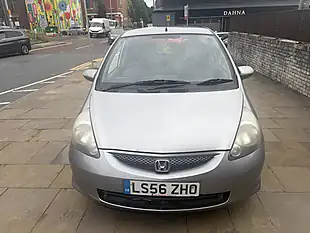 Used 2007 Honda Jazz Se Silver - Interior and Exterior details 7