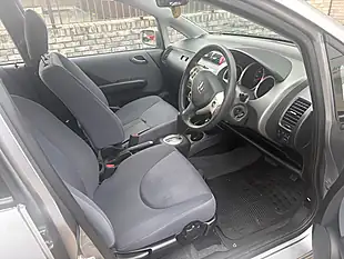 Used 2007 Honda Jazz Se Silver - Interior and Exterior details 8