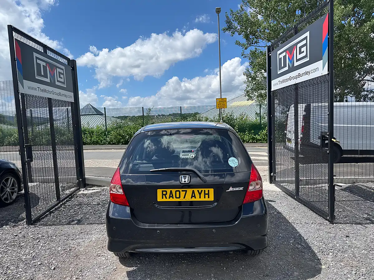 Used 2007 Honda Jazz Sport Black - Interior and Exterior details 10