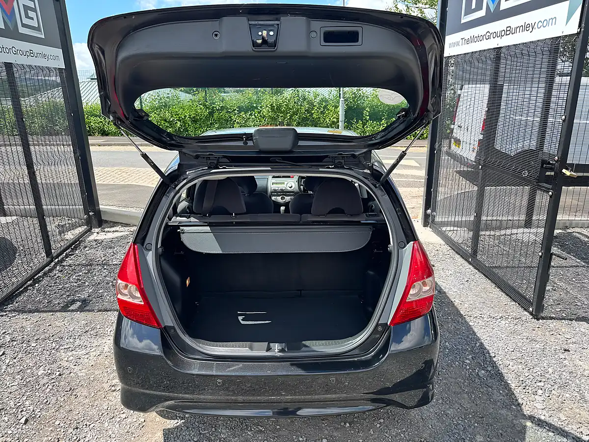 Used 2007 Honda Jazz Sport Black - Interior and Exterior details 12