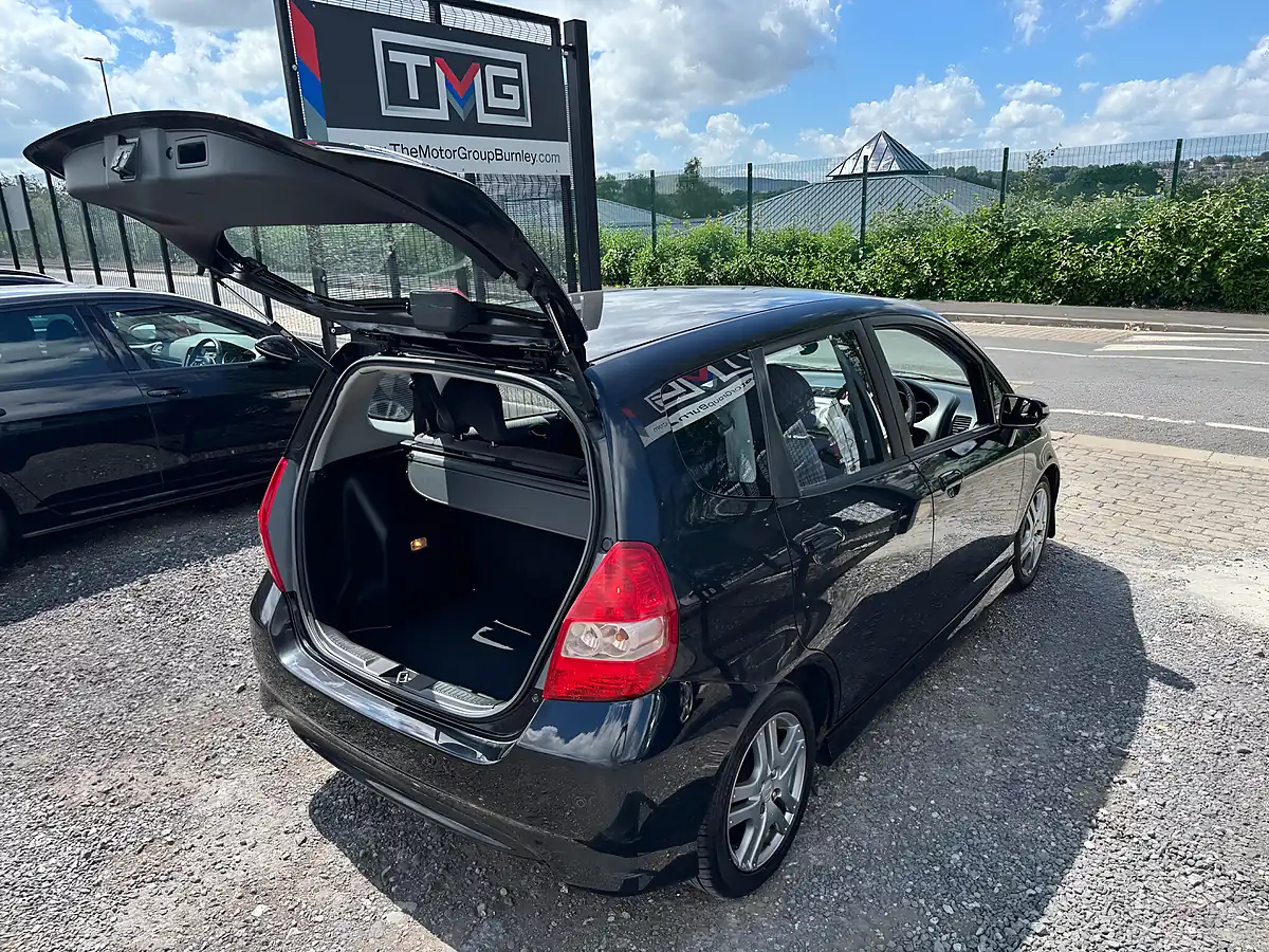 Used 2007 Honda Jazz Sport Black - Interior and Exterior details 13