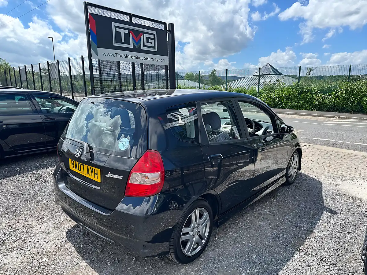 Used 2007 Honda Jazz Sport Black - Interior and Exterior details 2