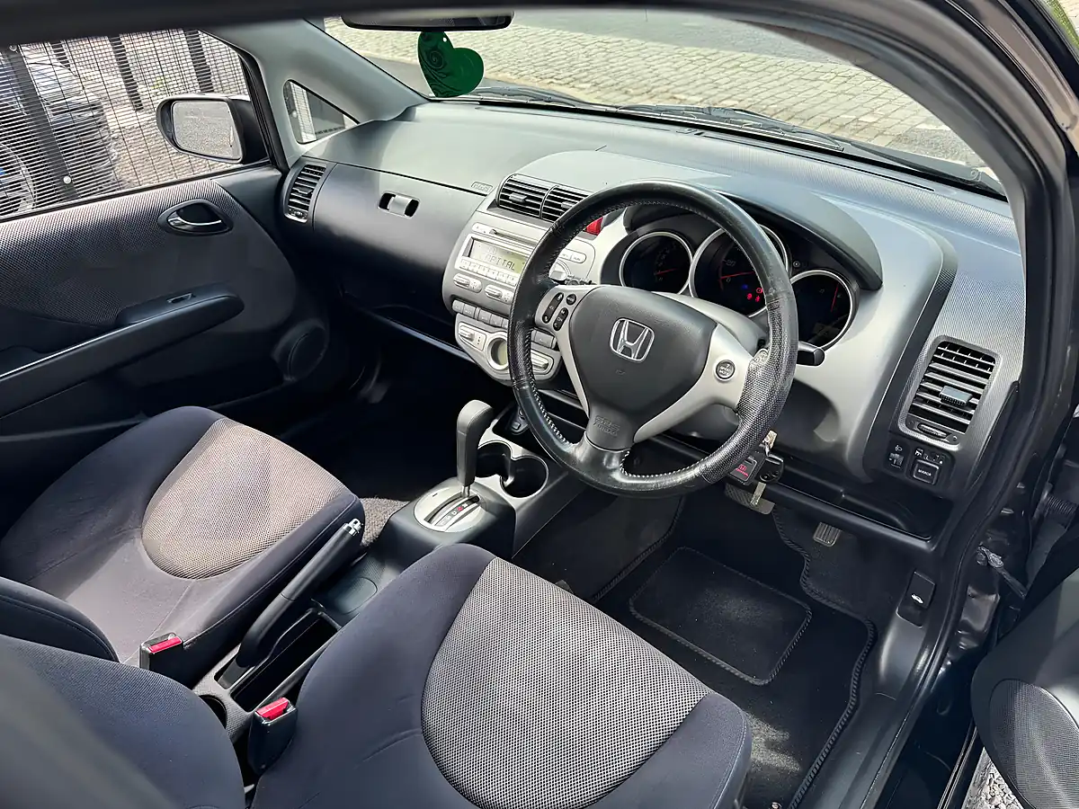 Used 2007 Honda Jazz Sport Black - Interior and Exterior details 3