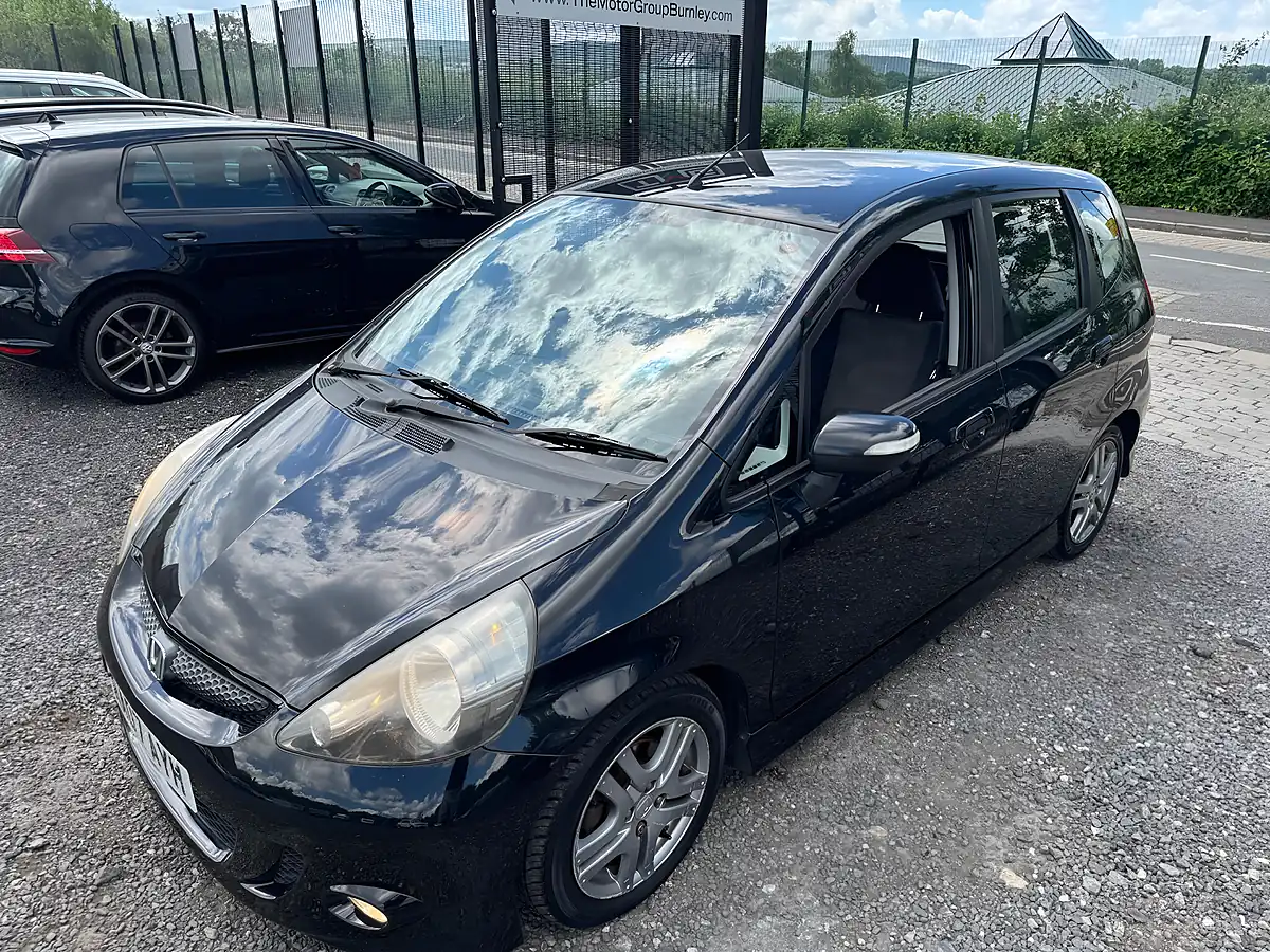 Used 2007 Honda Jazz Sport Black - Interior and Exterior details 7