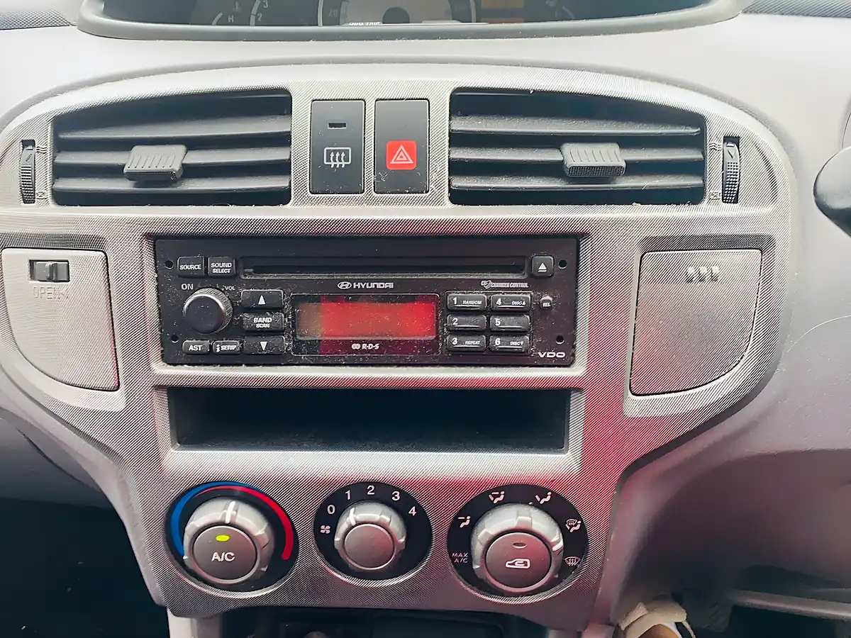Used 2007 Hyundai Matrix Cdx Black - Interior and Exterior details 19