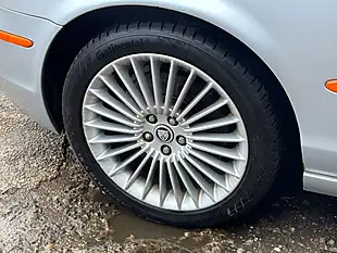 Used 2007 Jaguar S-Type Se Silver - Interior and Exterior details 13