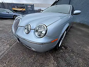 Used 2007 Jaguar S-Type Se Silver - Interior and Exterior details 16