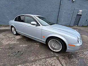 Used 2007 Jaguar S-Type Se Silver - Interior and Exterior details 4