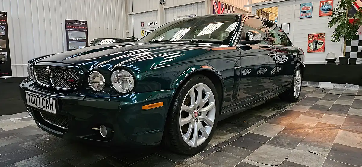 Used 2007 Jaguar Sovereign Long Wheel Base Emerald Fire Green - Interior and Exterior details 5