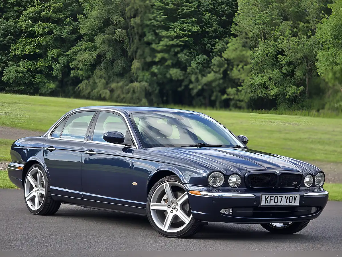 Used 2007 Jaguar Xj Sovereign Indigo Blue Mica - Front View