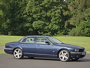 Used 2007 Jaguar Xj Sovereign Indigo Blue Mica - Interior and Exterior details 14