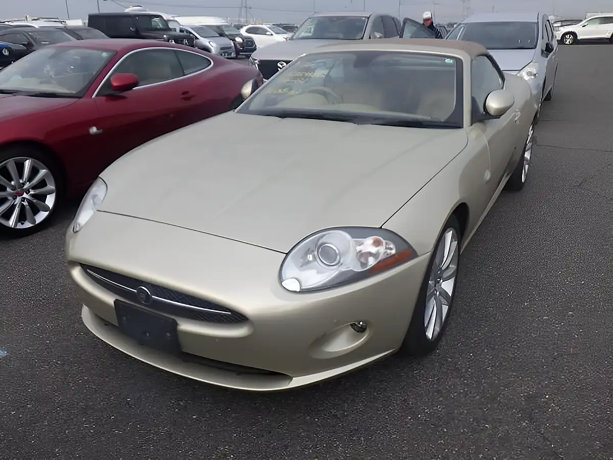 Used 2007 Jaguar Xk Convertible Gold - Front View