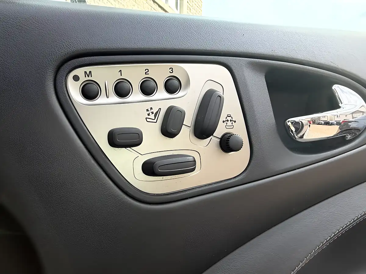 Used 2007 Jaguar Xk-R Grey - Interior and Exterior details 6