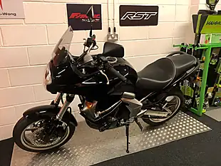 Used 2007 Kawasaki Versys Solid Black - Interior and Exterior details 3