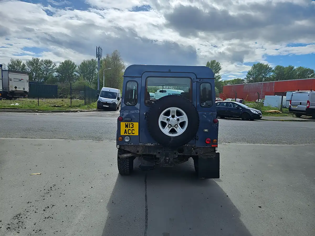 Used 2007 Land Rover Defender 90 County Hard Top Blue - Interior and Exterior details 7