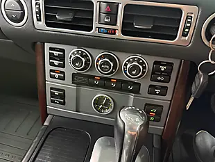 Used 2007 Land Rover Range Rover Vogue Silver - Interior and Exterior details 15