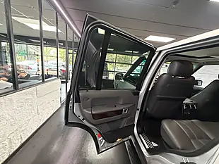 Used 2007 Land Rover Range Rover Vogue Silver - Interior and Exterior details 17