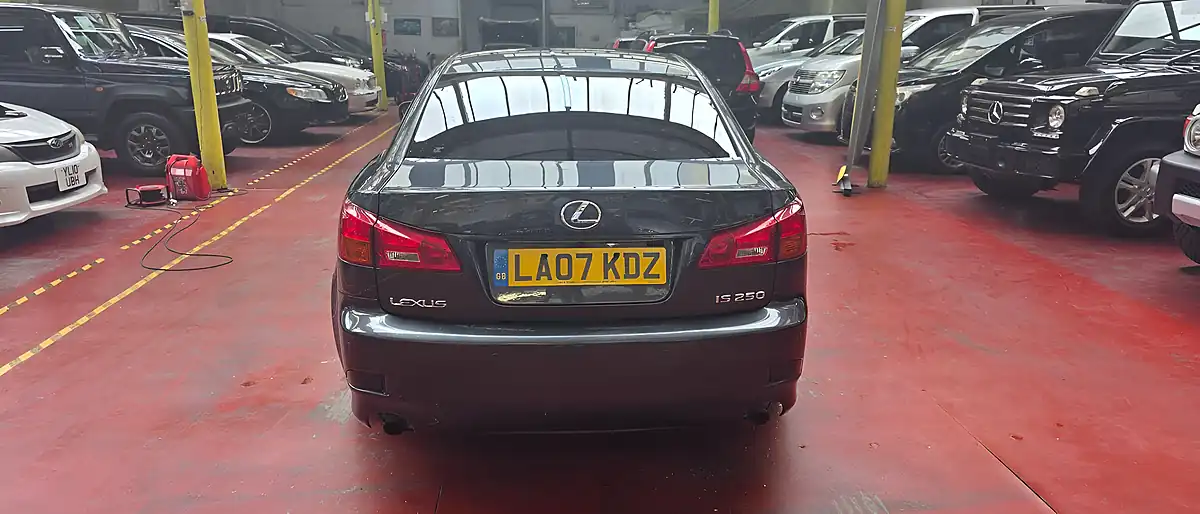 Used 2007 Lexus Is Se-L Grey - Interior and Exterior details 5