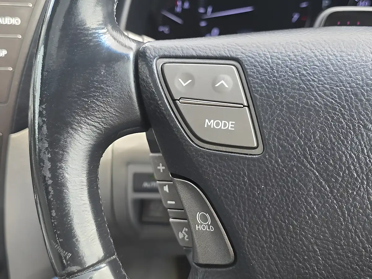 Used 2007 Lexus Ls Se-L Silver - Interior and Exterior details 19